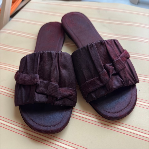 🥀 The Row Oxblood Satin "Ellen" Slide Sandals Sz EU 37.5 / US 7 🥀 - Picture 5 of 12
